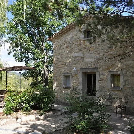 Les Maisons De Chante Oiseau Maison d'hôtes Sigonce