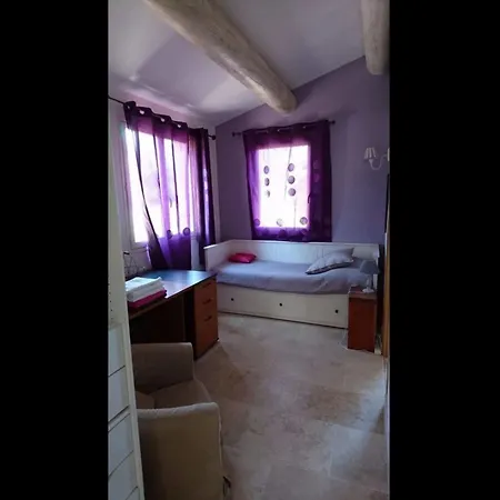 Maison d'hôtes Les Maisons De Chante Oiseau Sigonce