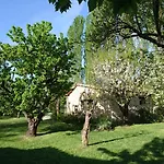 Les Maisons De Chante Oiseau Gasthof Sigonce