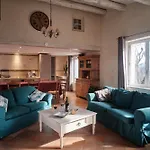 Gasthof Les Maisons De Chante Oiseau