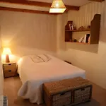 Gæstehus Les Maisons De Chante Oiseau 3*