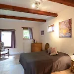 Les Maisons De Chante Oiseau Gasthof Sigonce
