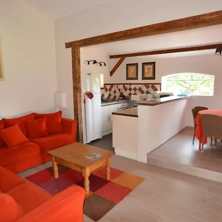 Les Maisons De Chante Oiseau 3* Sigonce