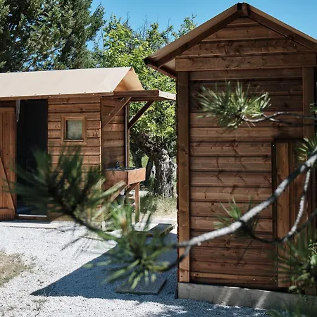 Гостевой дом Les Maisons De Chante Oiseau 3*