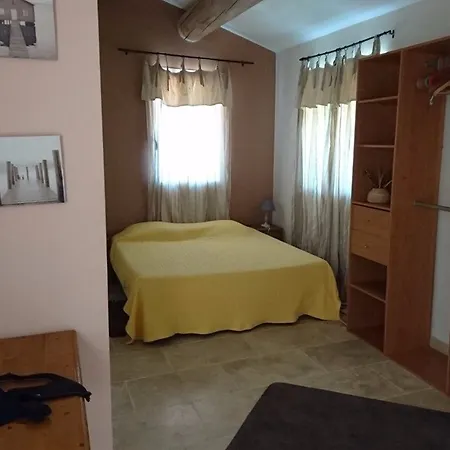 Les Maisons De Chante Oiseau, Maisons, Lodges, Tentes Et Guest house 3*