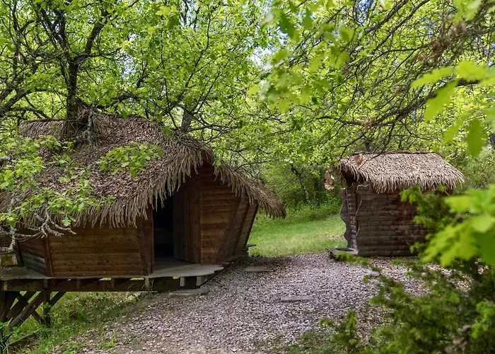Guest house Les Maisons De Chante Oiseau