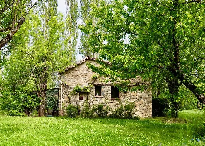Les Maisons De Chante Oiseau