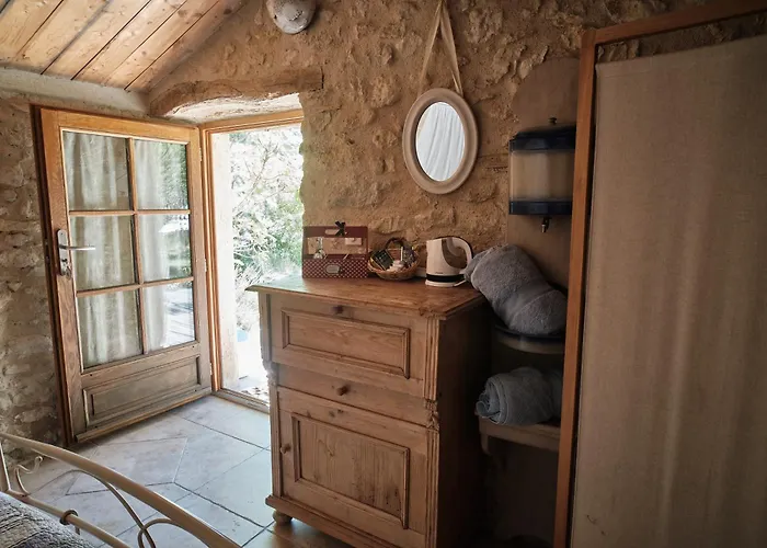 Les Maisons De Chante Oiseau 3*