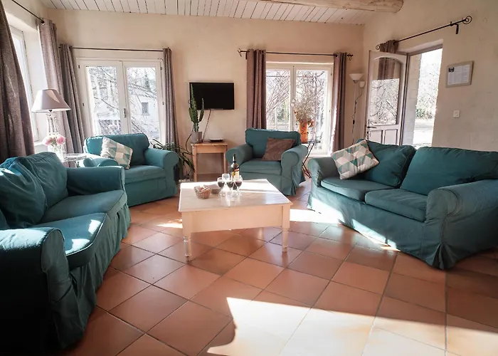 Les Maisons De Chante Oiseau 3*