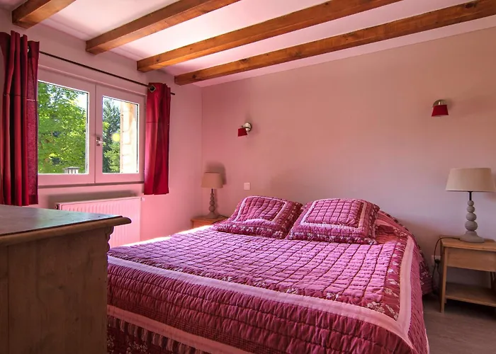 Les Maisons De Chante Oiseau 3* Sigonce