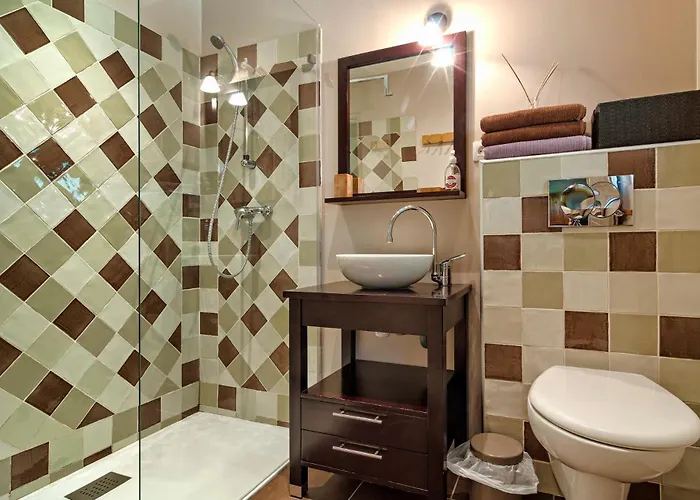 Guest house Les Maisons De Chante Oiseau 3*