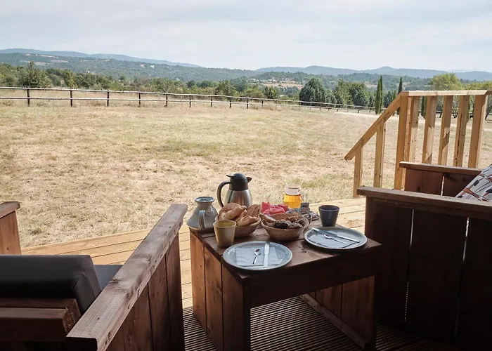 Les Maisons De Chante Oiseau 3*