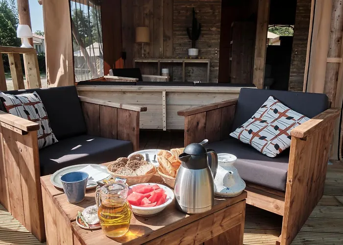 Les Maisons De Chante Oiseau 3* Sigonce