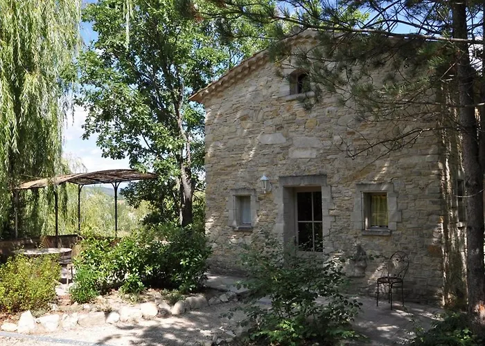 Les Maisons De Chante Oiseau Guest house Sigonce