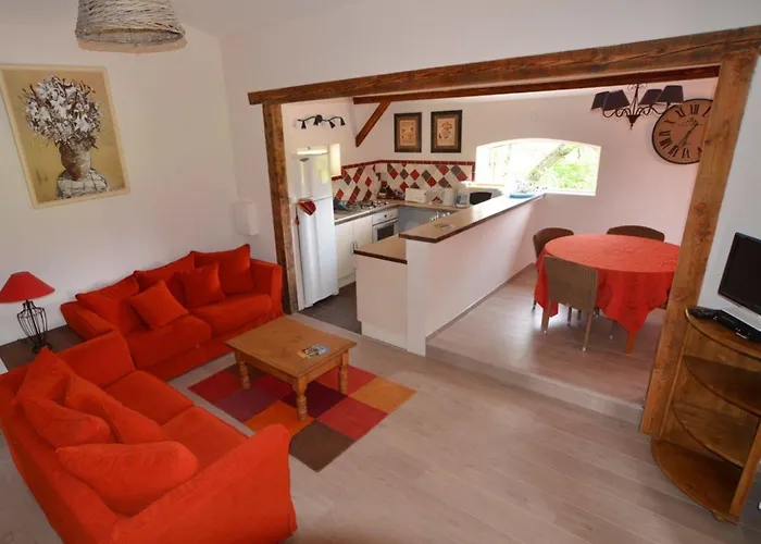 Guest house Les Maisons De Chante Oiseau Sigonce