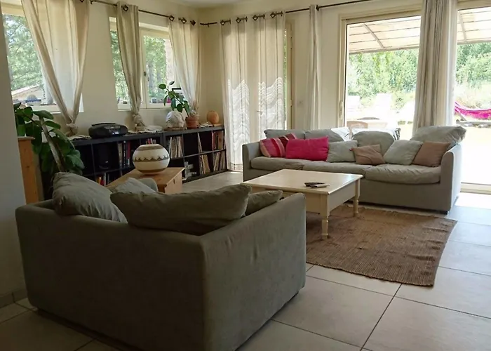 Les Maisons De Chante Oiseau Guest house Sigonce